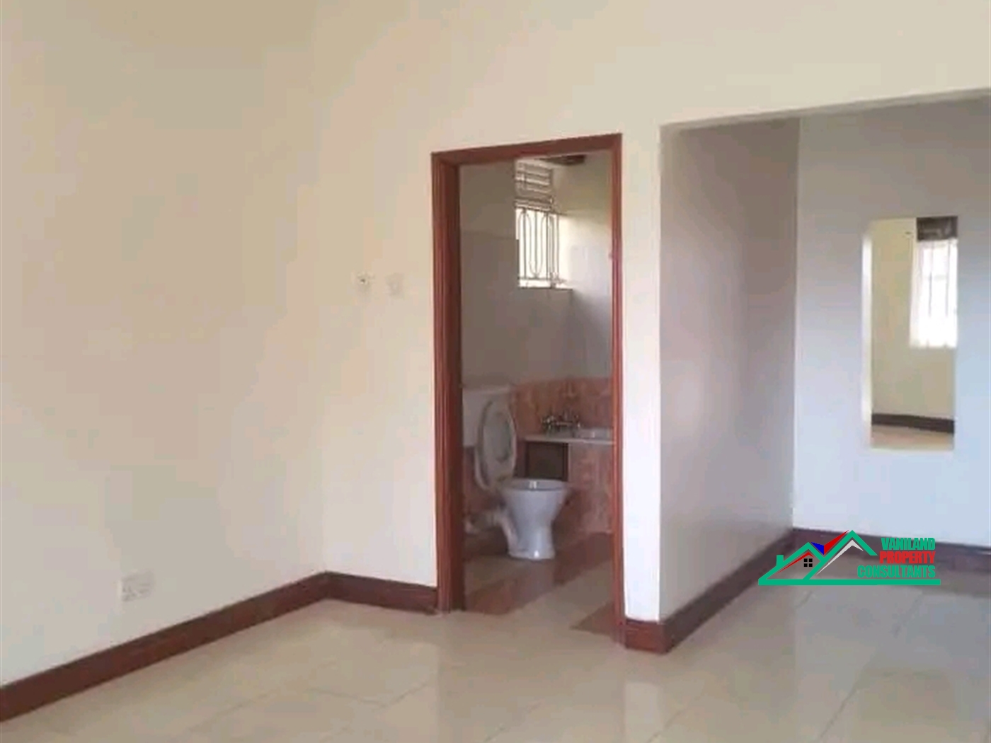 Duplex for rent in Naalya Wakiso