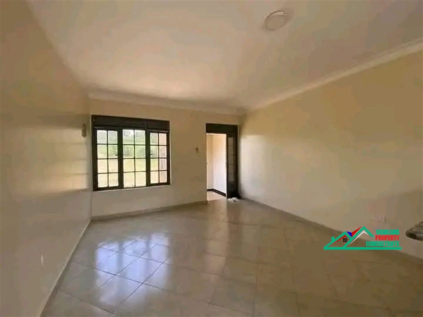 Semi Detached for rent in Mutungo Kampala