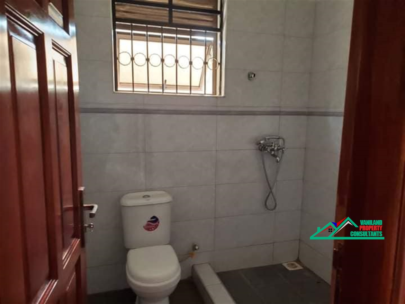 Semi Detached for rent in Kansanga Kampala