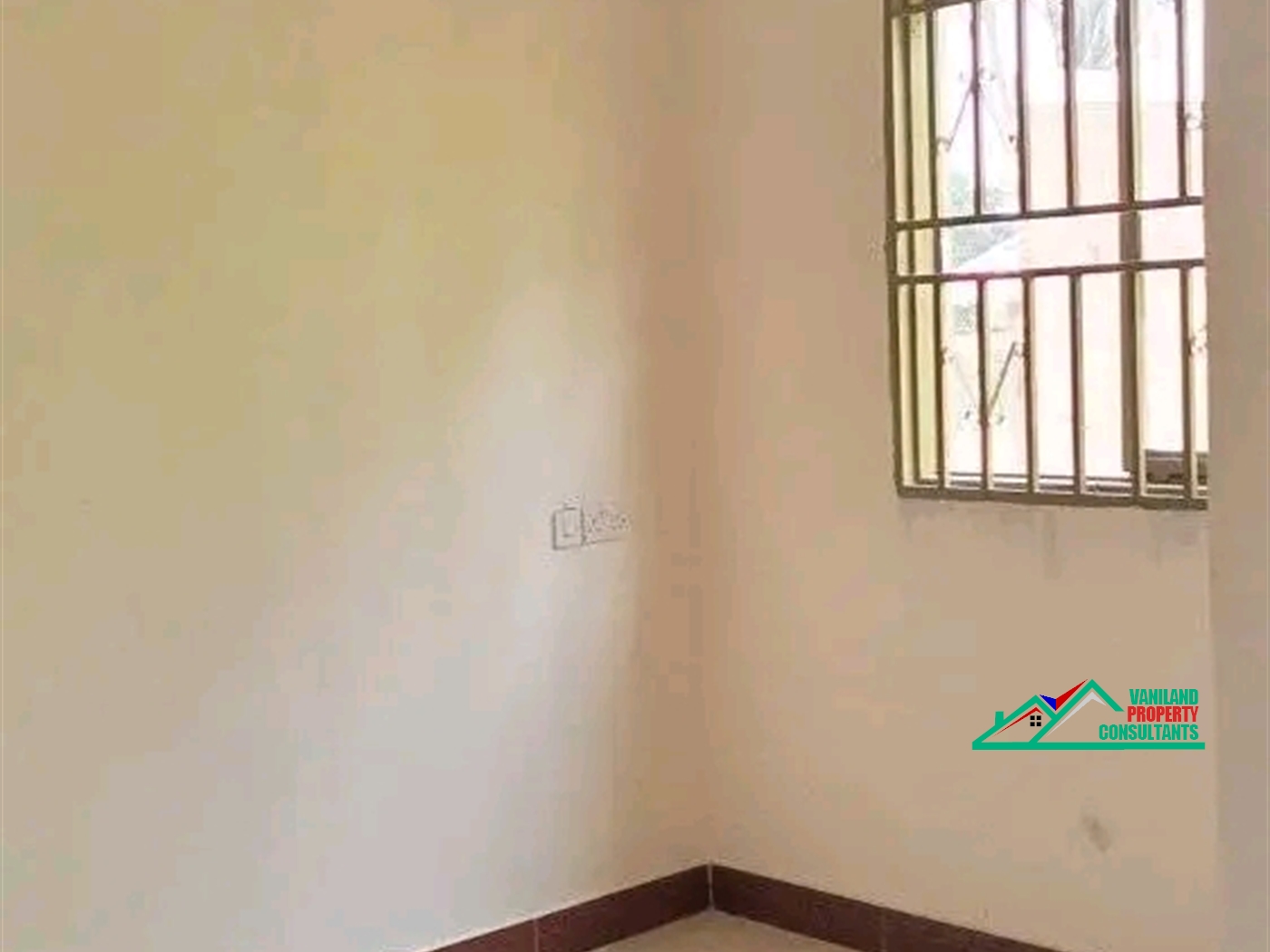 Semi Detached for rent in Mutungo Kampala