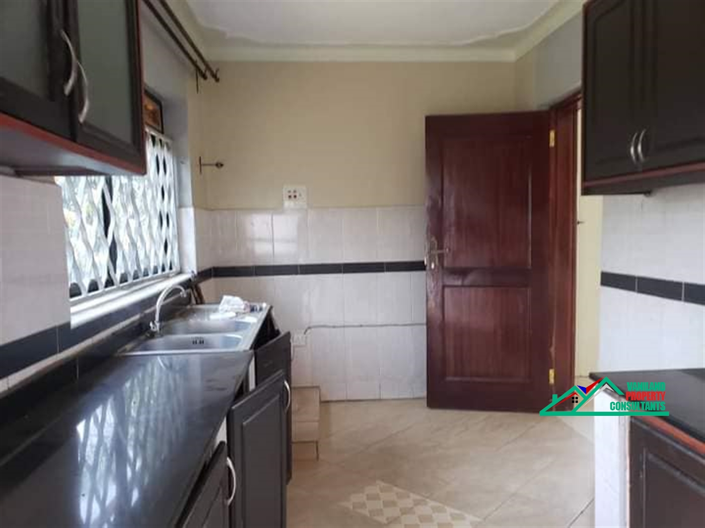 Bungalow for rent in Kulambilo Kampala