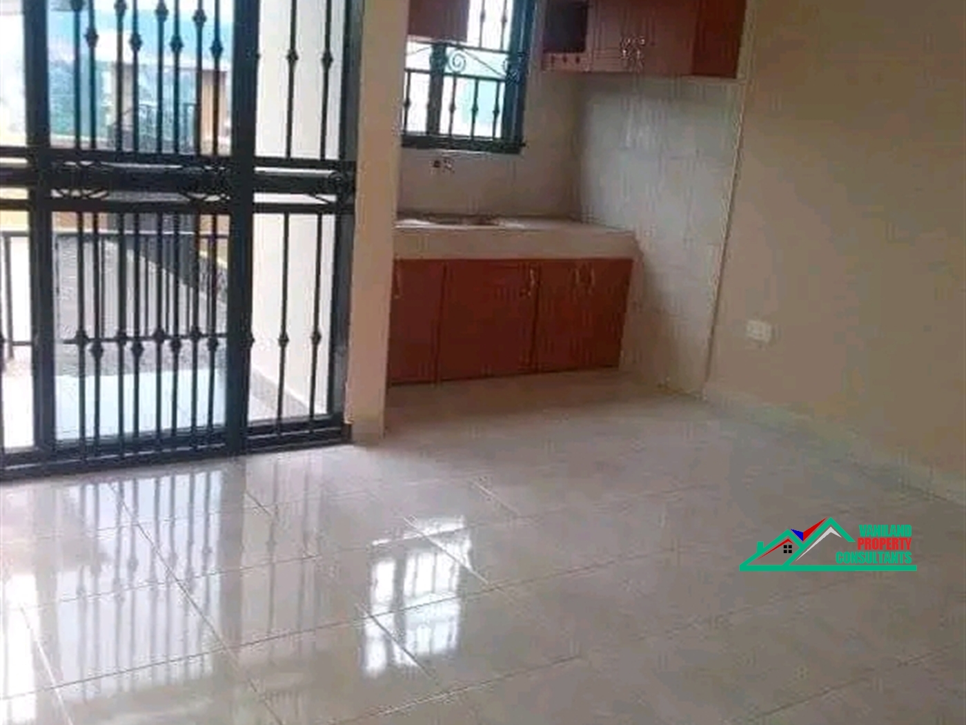 Semi Detached for rent in Mutungo Kampala