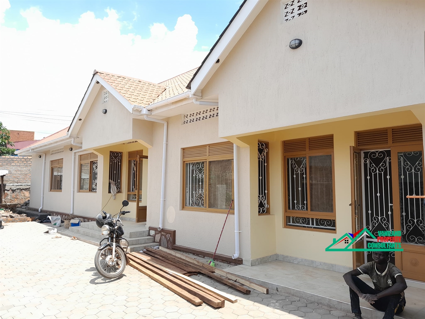 Semi Detached for rent in Kira Wakiso