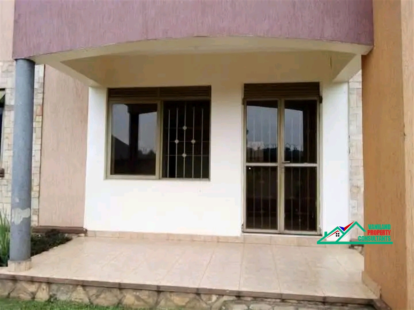 Semi Detached for rent in Mutungo Kampala