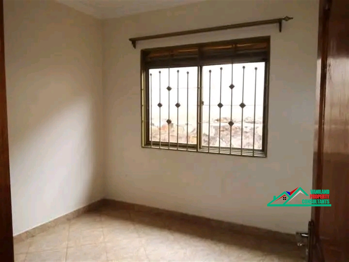 Semi Detached for rent in Mutungo Kampala