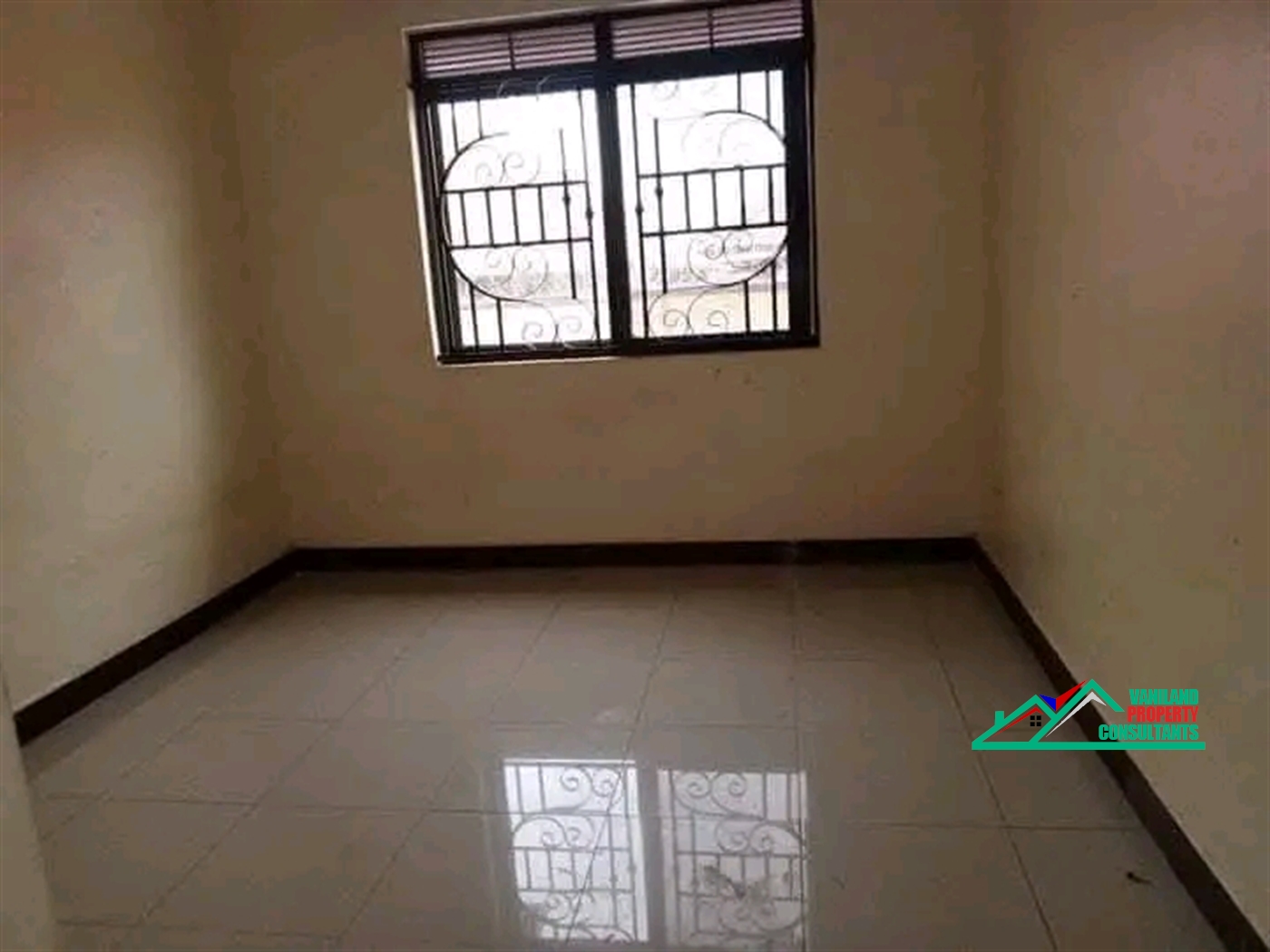 Semi Detached for rent in Mutungo Kampala