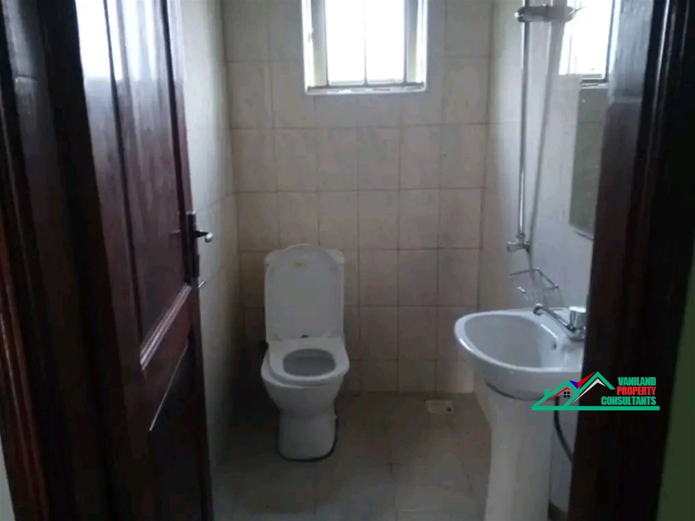 Semi Detached for rent in Mutungo Kampala