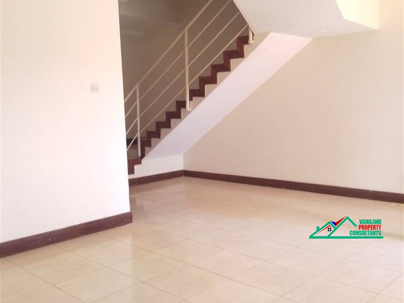 Duplex for rent in Naalya Kampala