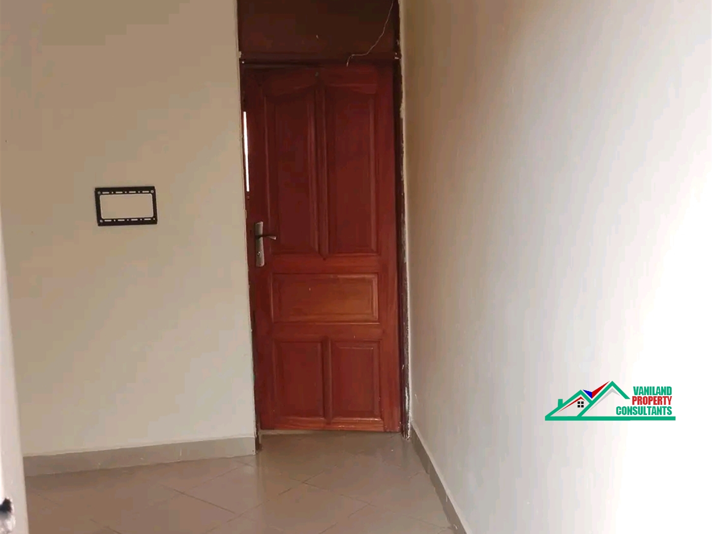 Semi Detached for rent in Mutungo Kampala