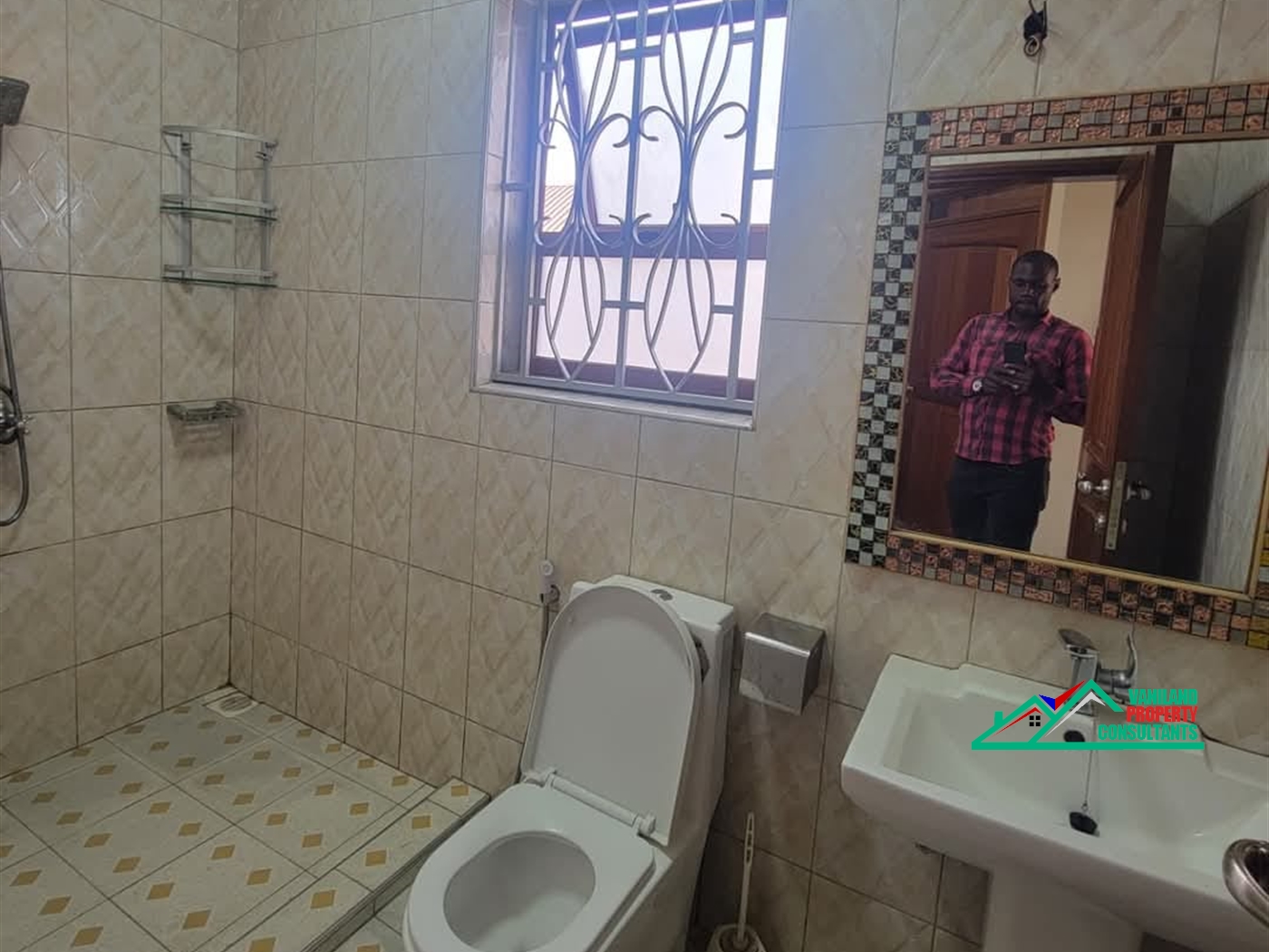 Apartment for rent in Komamboga Kampala