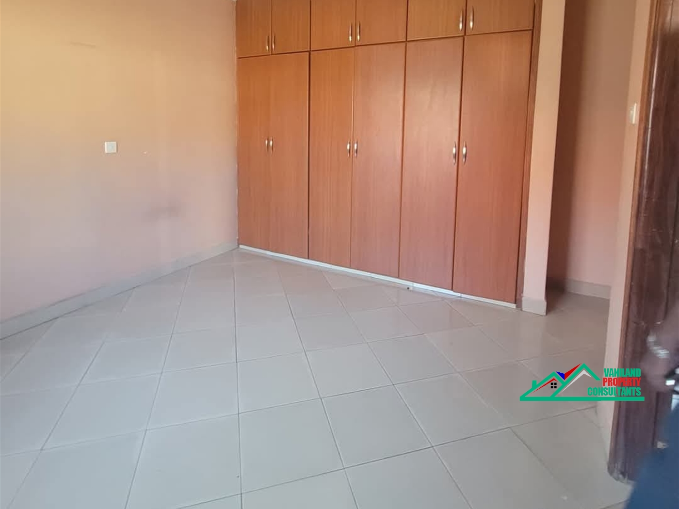 Semi Detached for rent in Kyanja Kampala