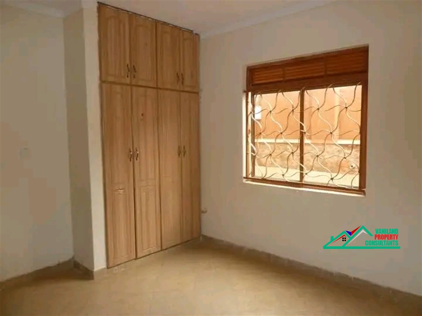 Semi Detached for rent in Mutungo Kampala