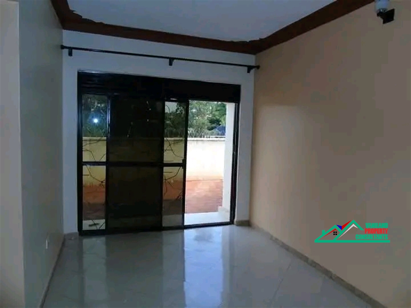 Semi Detached for rent in Mutungo Kampala