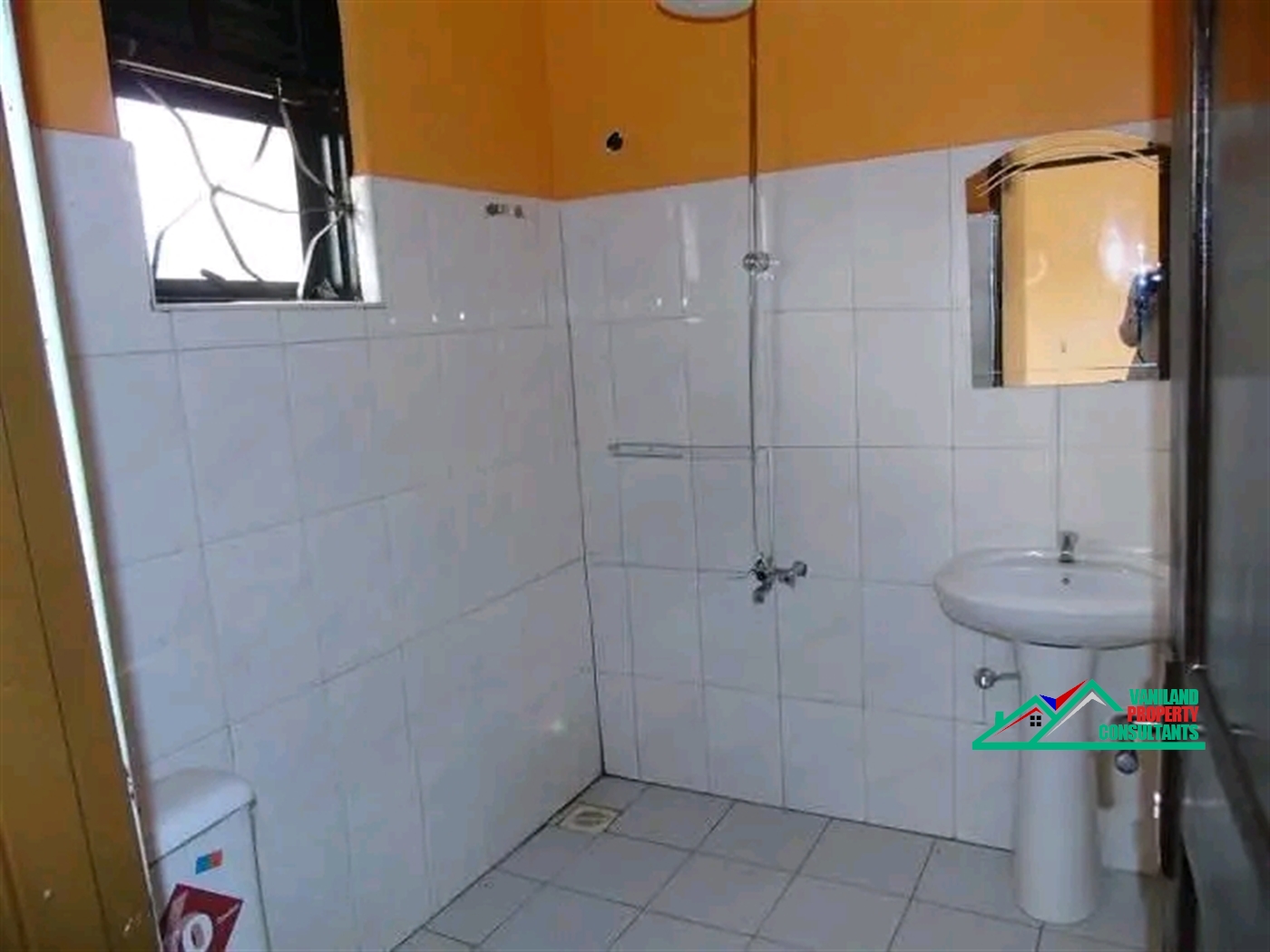 Semi Detached for rent in Kyaliwajjala Wakiso