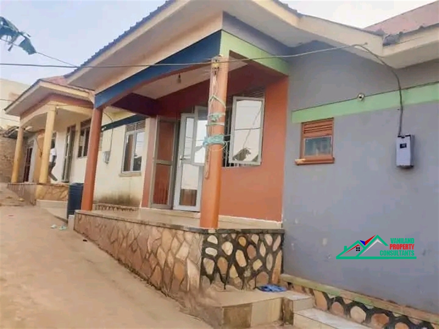 Semi Detached for rent in Mutungo Kampala