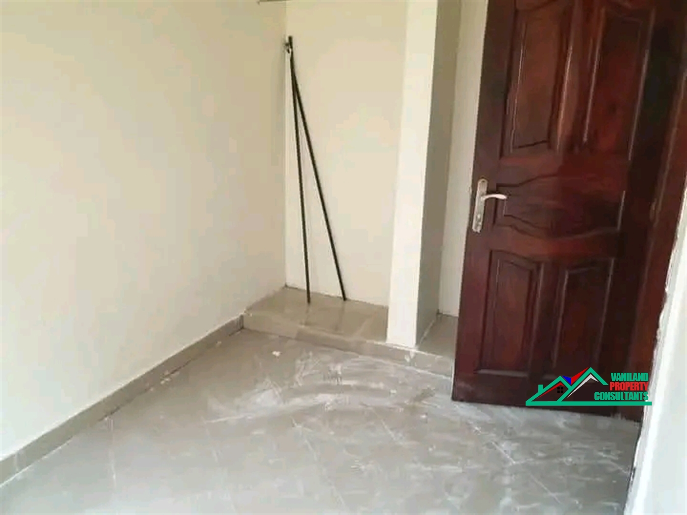 Semi Detached for rent in Mutungo Kampala