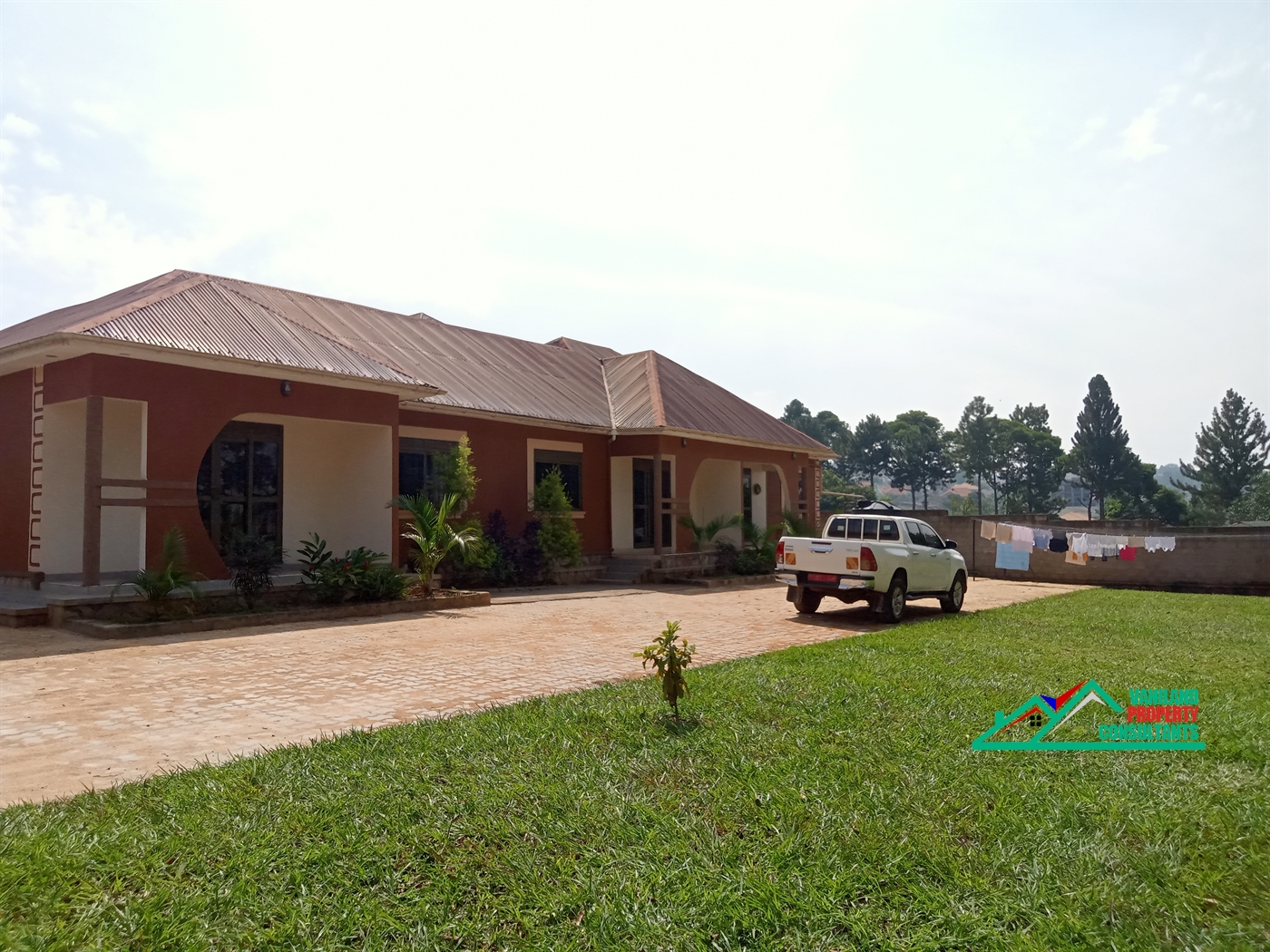 Semi Detached for rent in Kisaasi Kampala