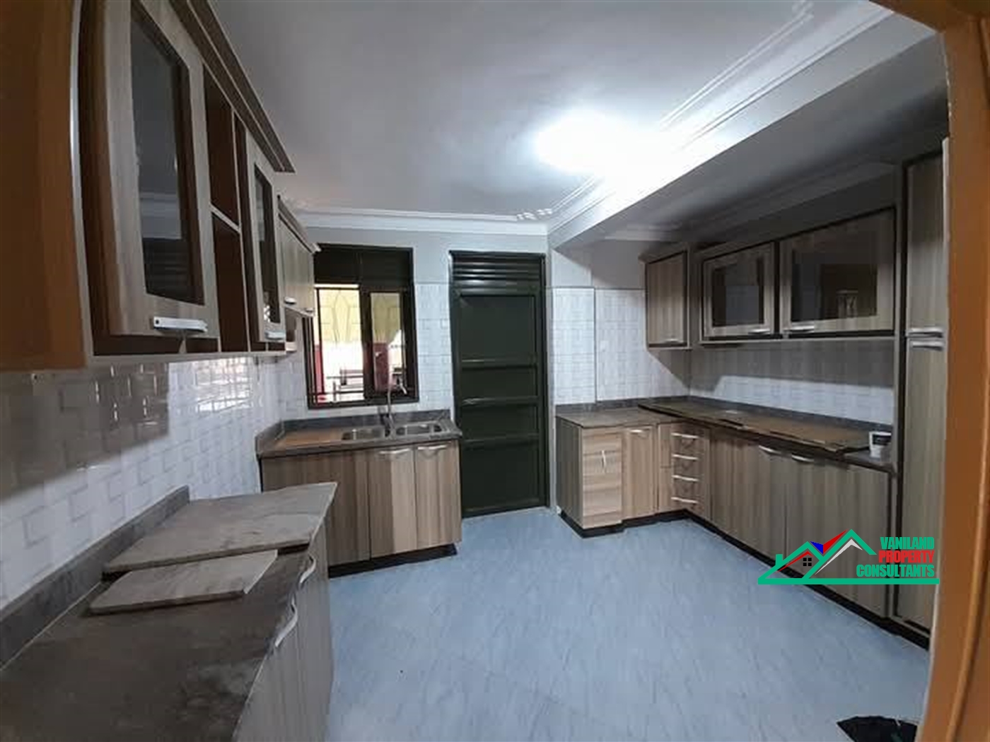 Apartment for rent in Kiwaatule Wakiso