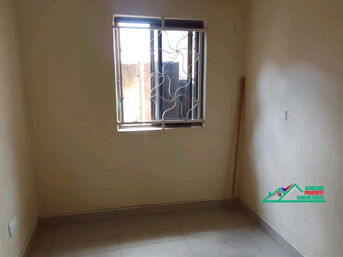 Semi Detached for rent in Mutungo Kampala