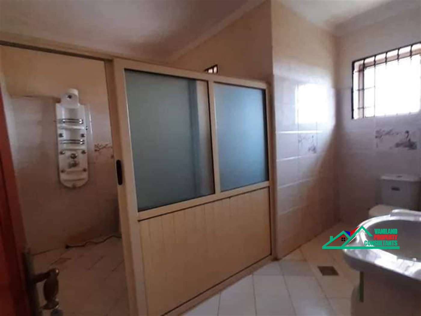 Bungalow for rent in Najjera Wakiso