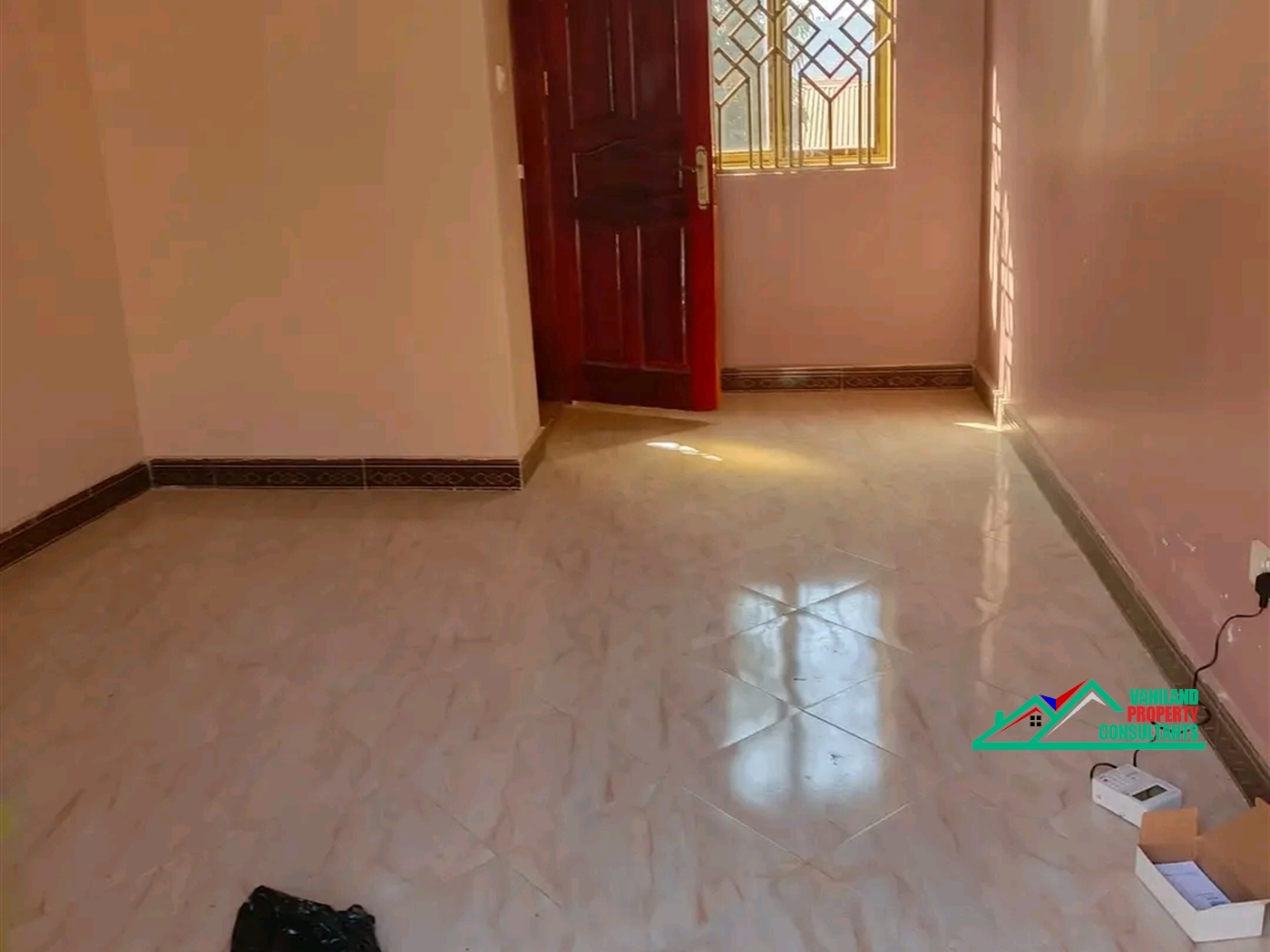 Semi Detached for rent in Mutungo Kampala