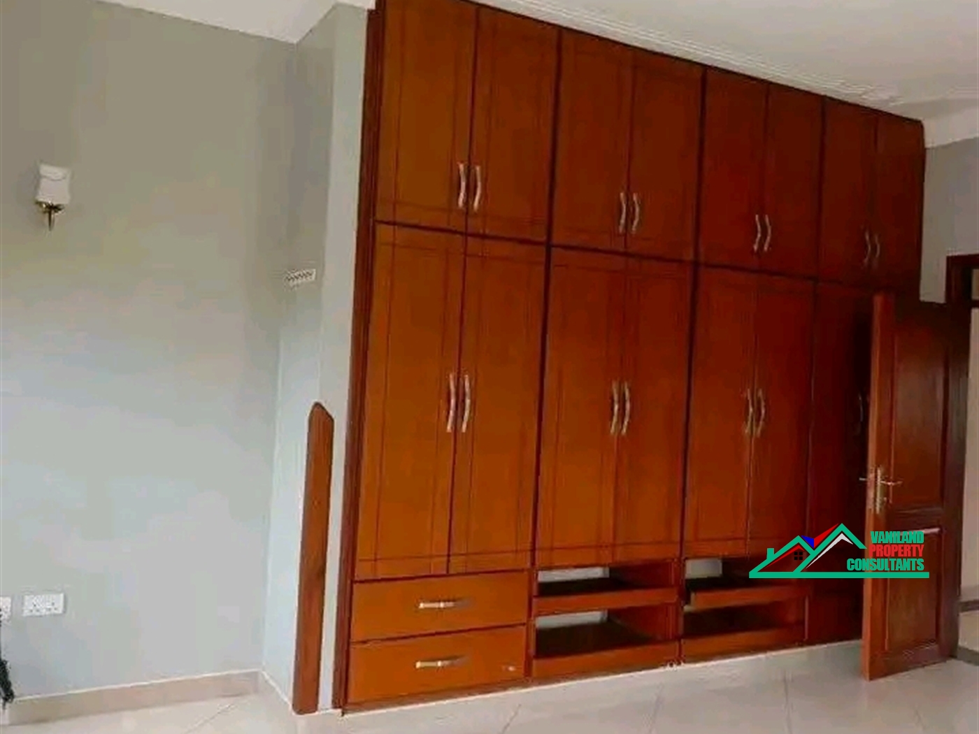 Apartment for rent in Mutungo Kampala