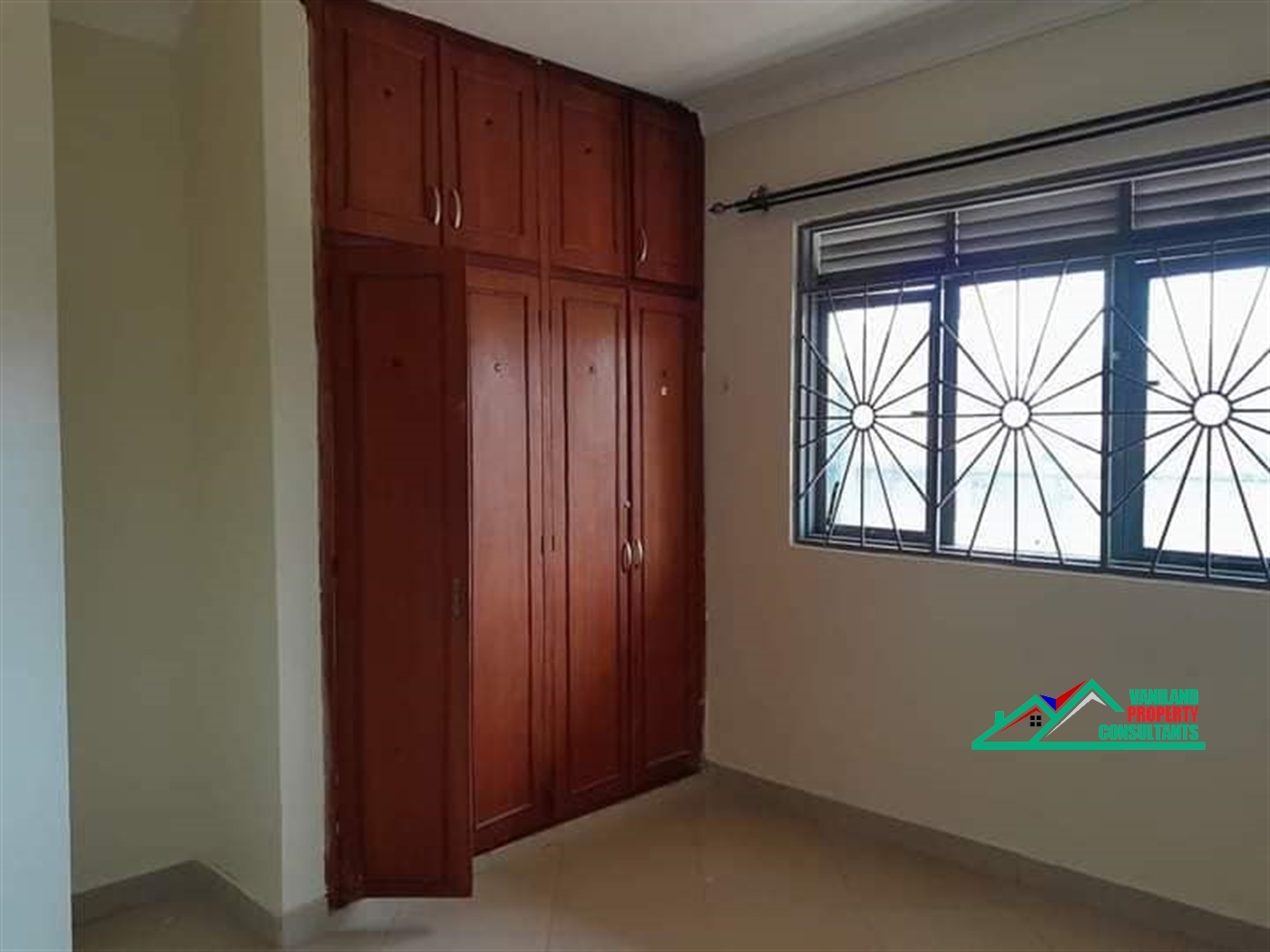 Duplex for rent in Kisaasi Wakiso