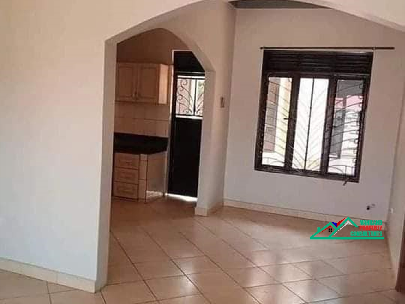 Bungalow for rent in Kiwaatule Kampala