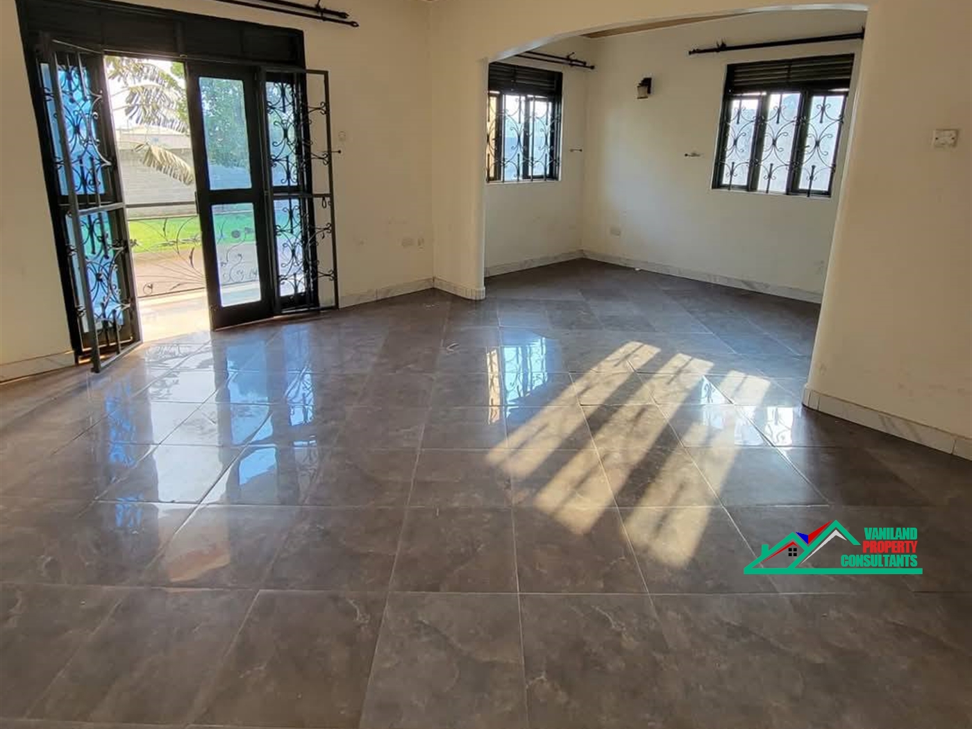 Bungalow for rent in Kisaasi Kampala