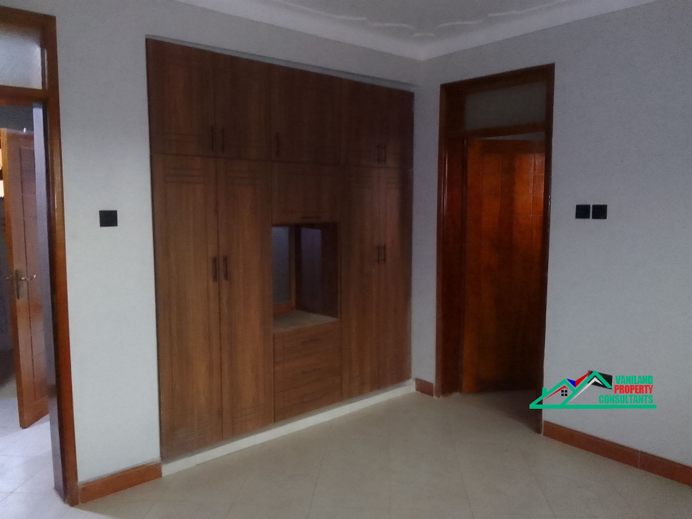 Apartment for rent in Kisaasi Kampala