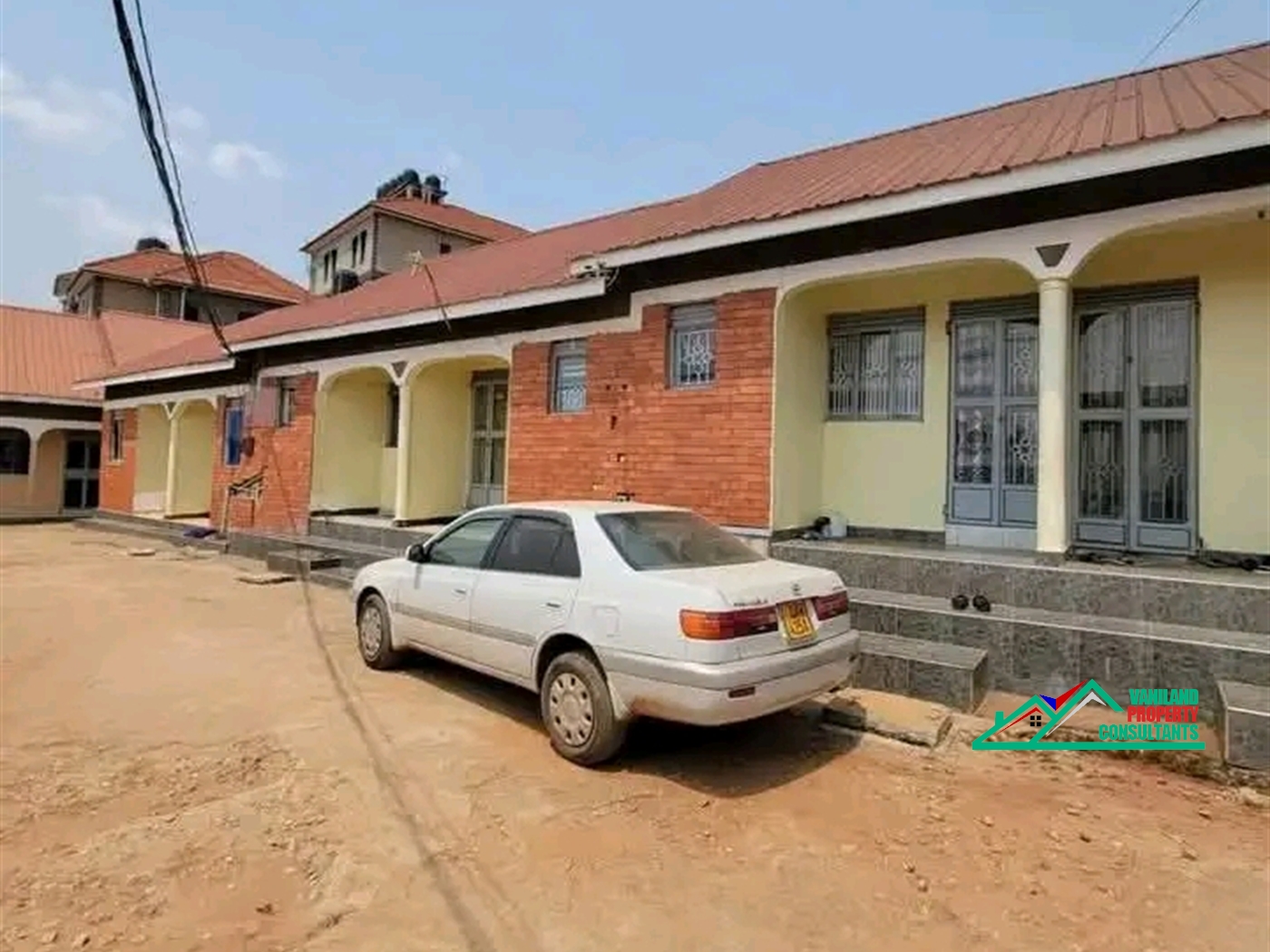 Semi Detached for rent in Mutungo Kampala