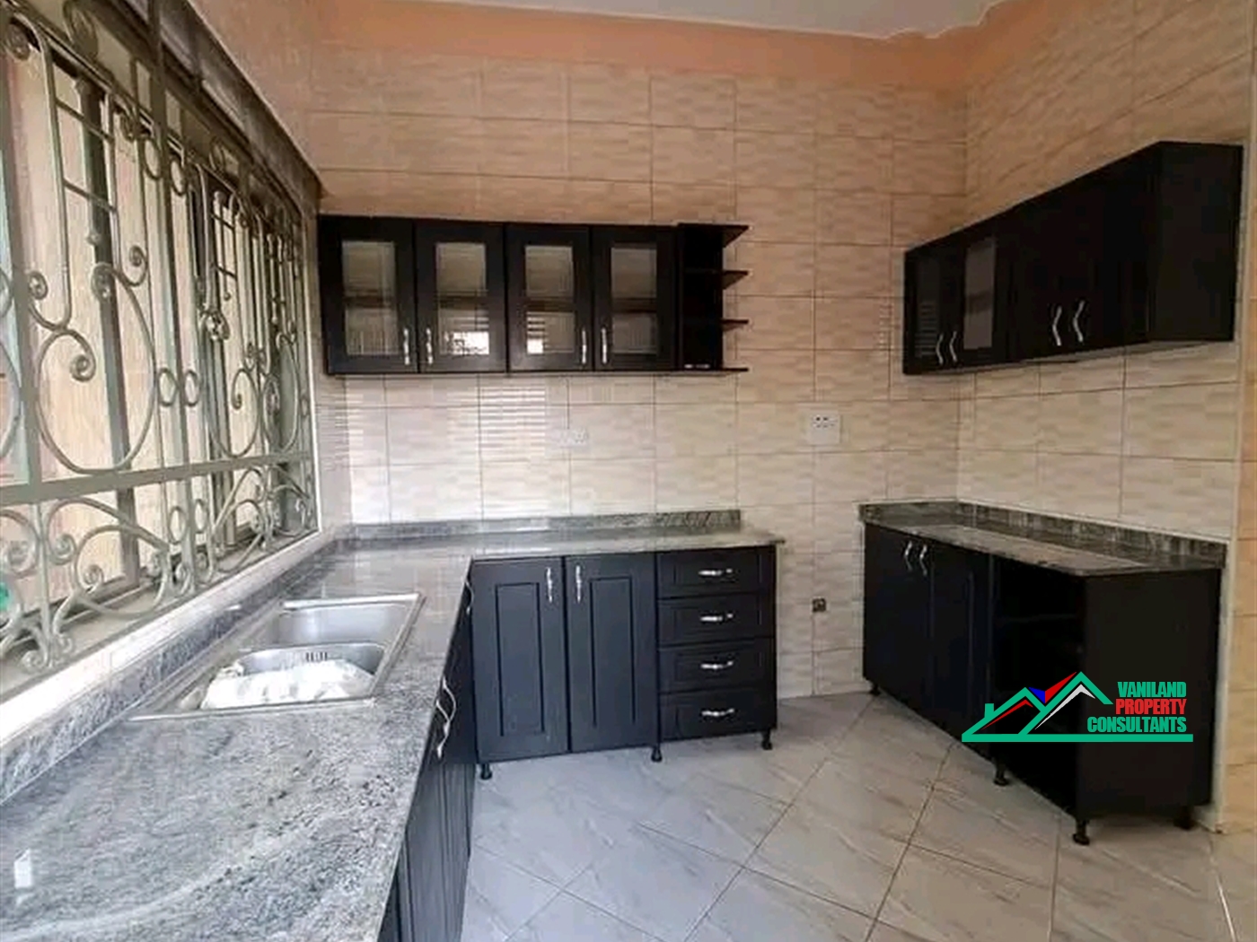 Apartment for rent in Mbuyaa Kampala