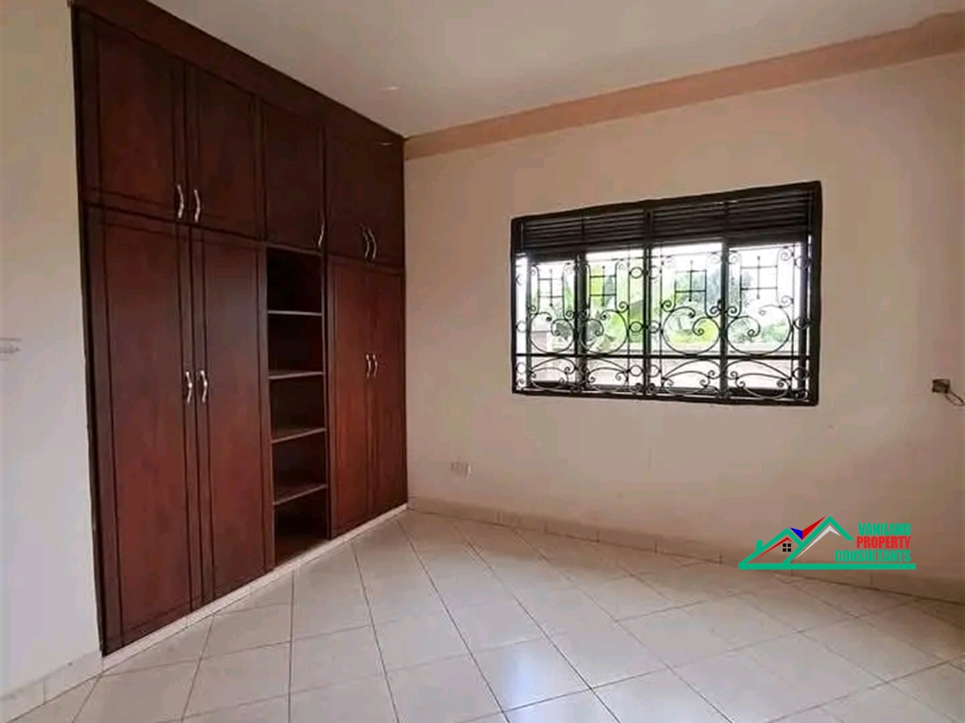 Apartment for rent in Mbuyaa Kampala