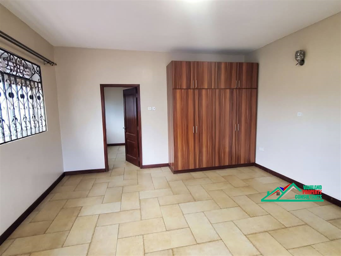 Duplex for rent in Ntinda Kampala