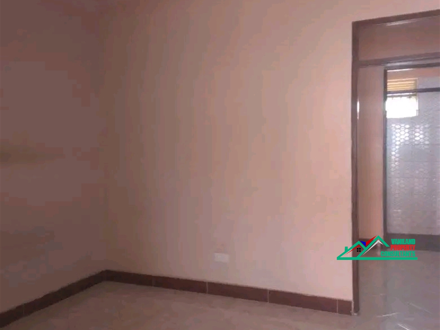 Semi Detached for rent in Mutungo Kampala