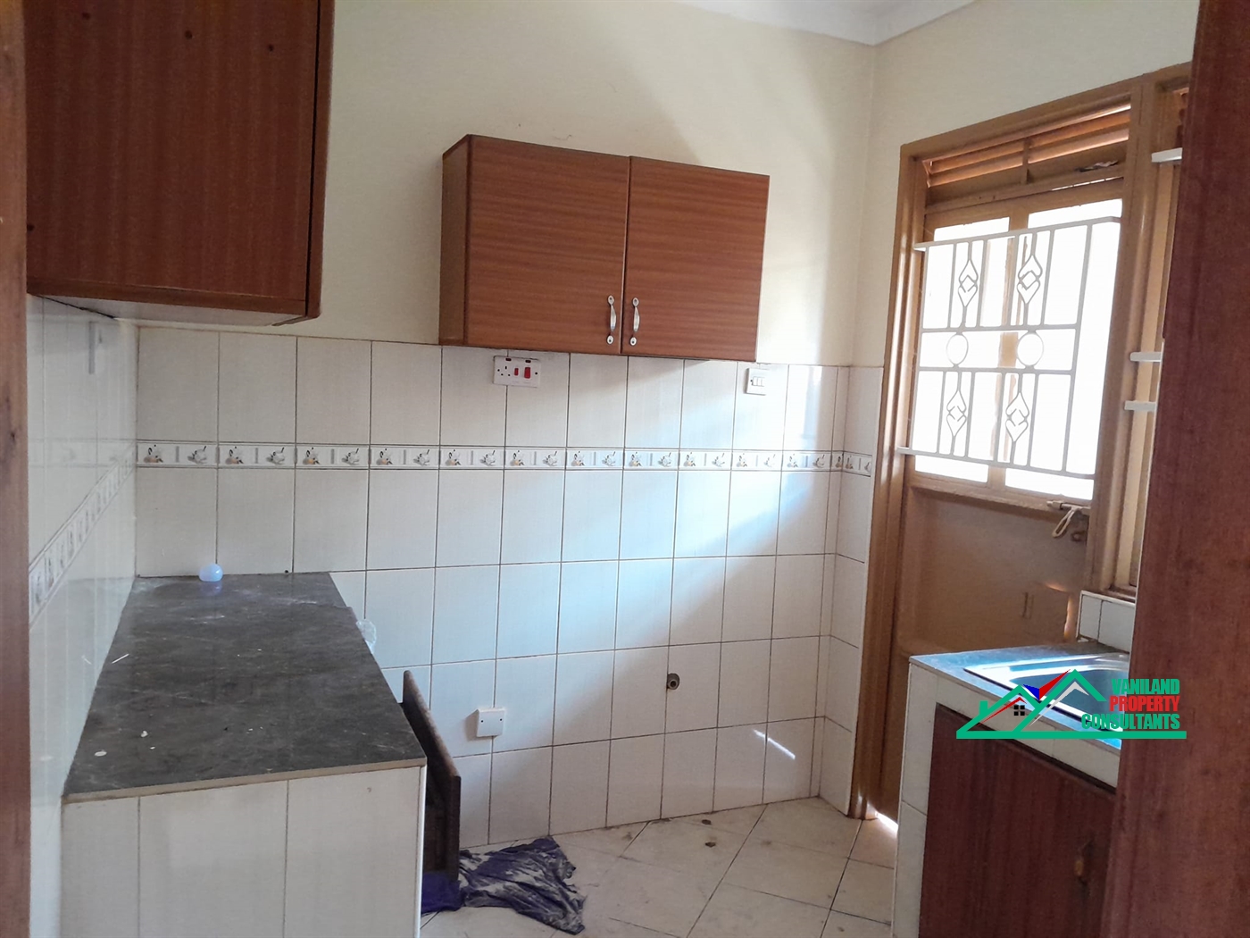 Bungalow for rent in Bukoto Kampala