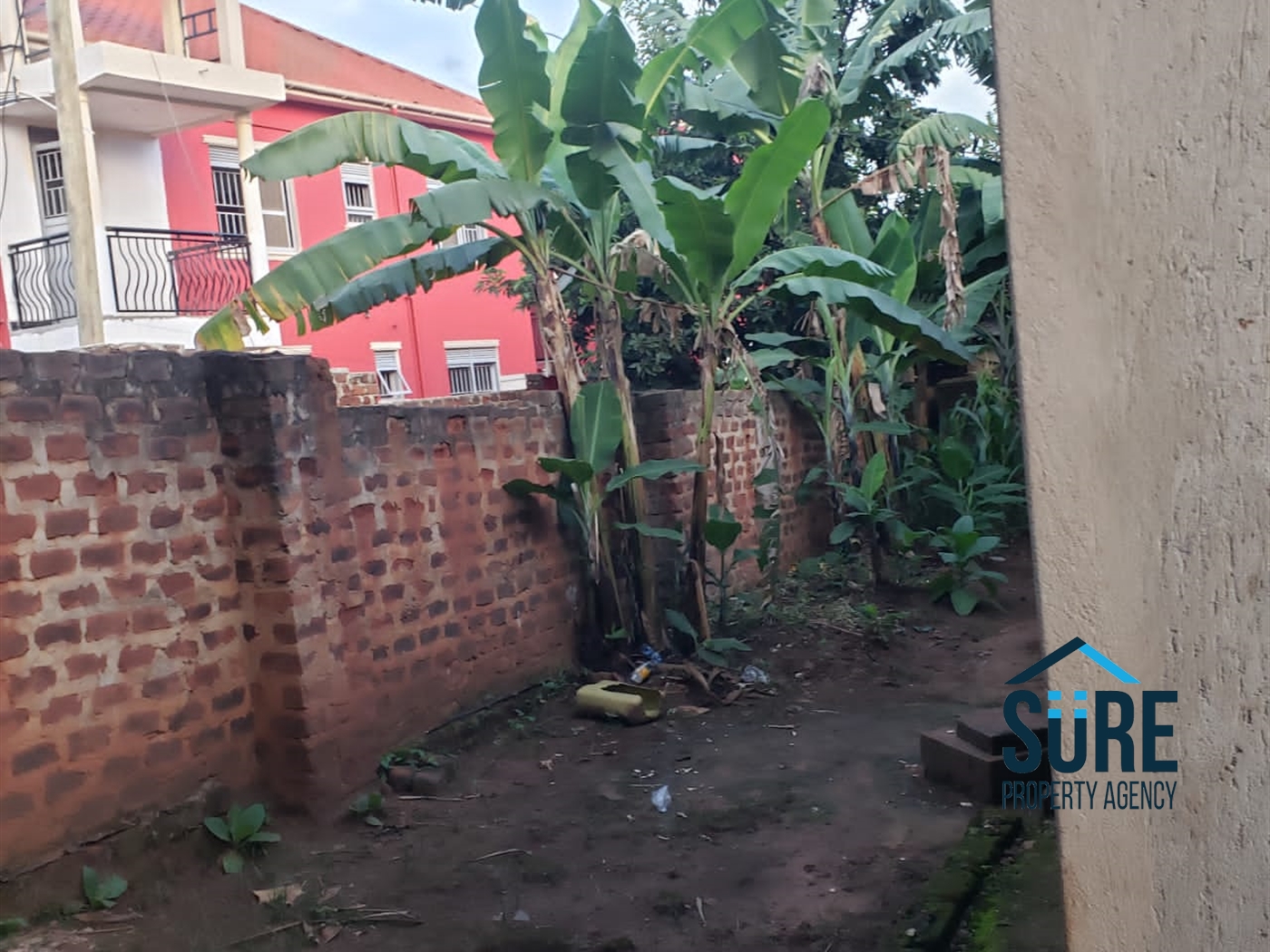 Bungalow for sale in Nakweelo Wakiso