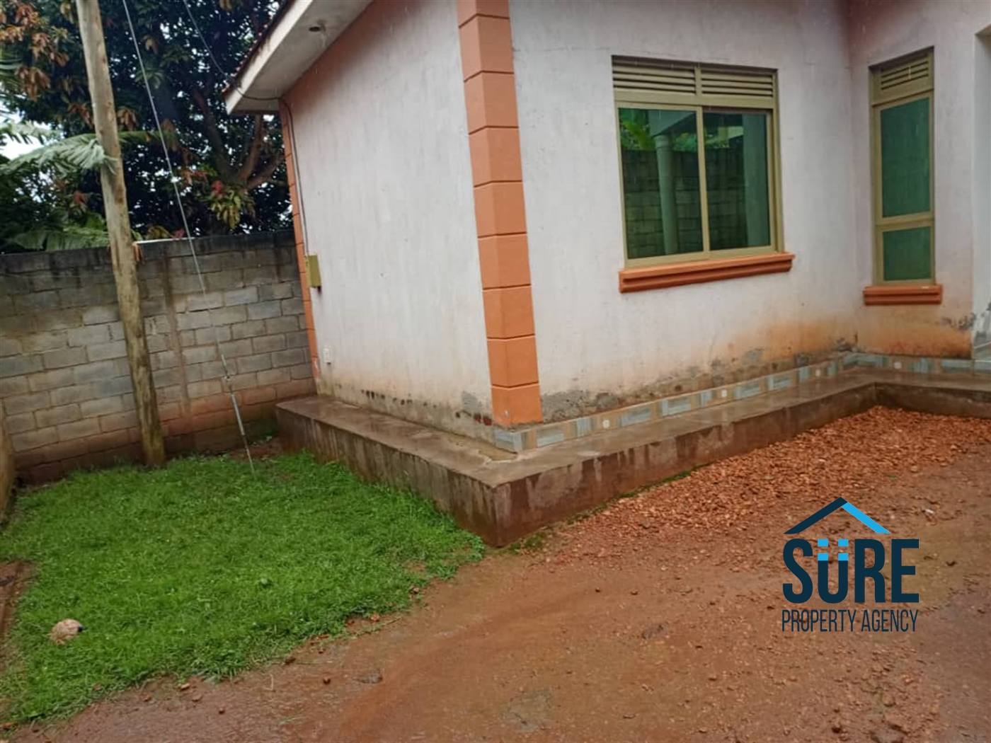 Bungalow for sale in Bujuuko Wakiso