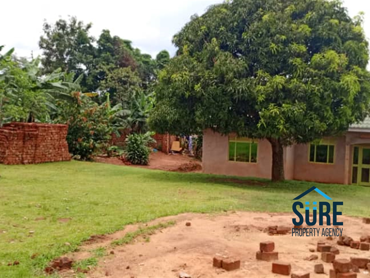 Bungalow for sale in Buloba Wakiso