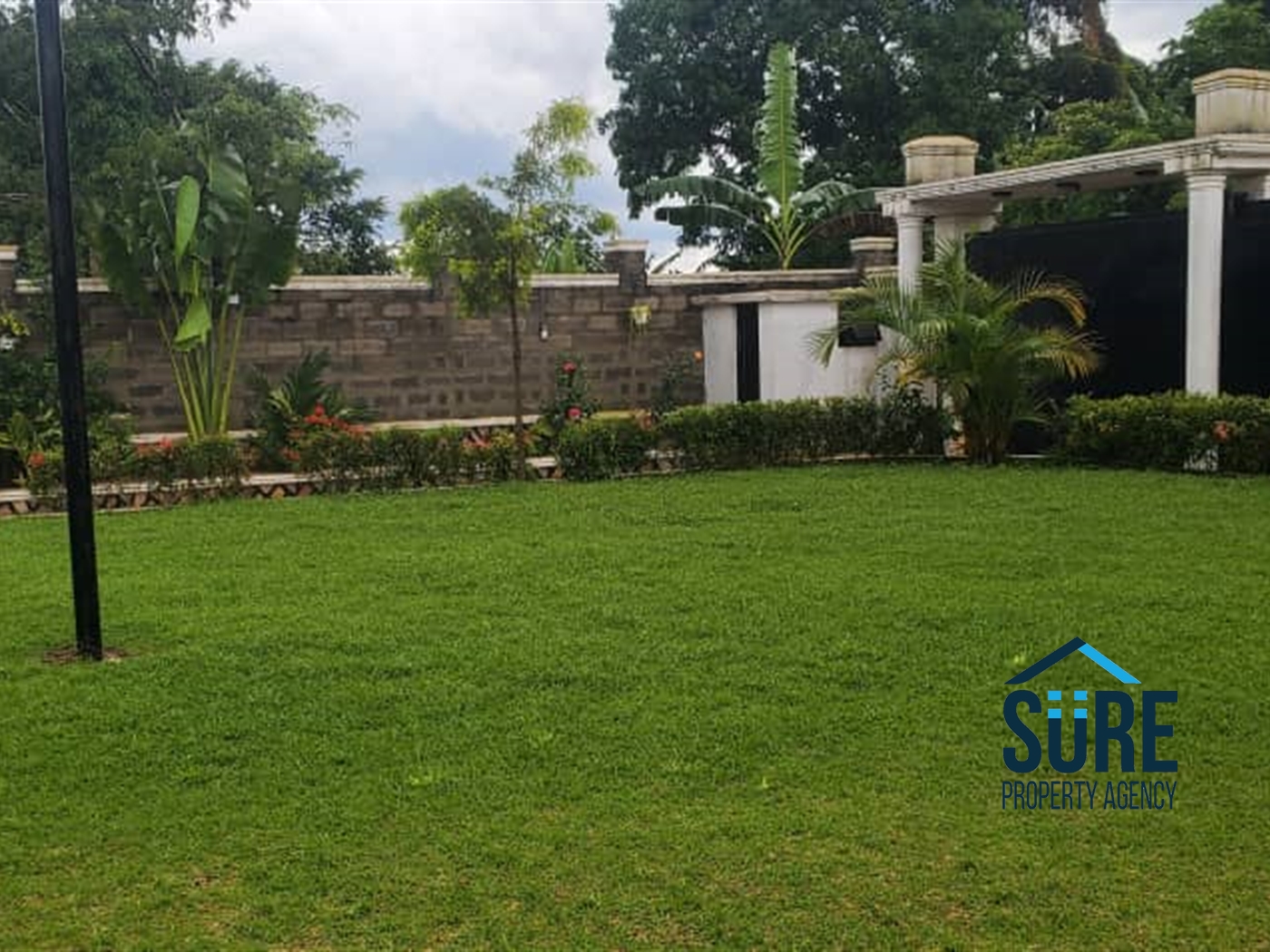 Bungalow for sale in Kavule Wakiso