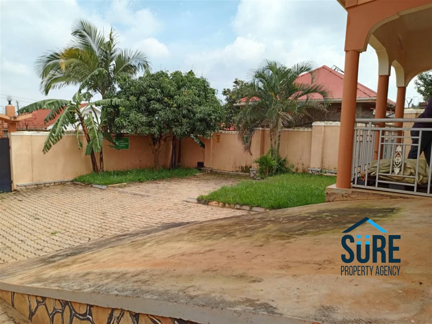 Bungalow for sale in Nansana Wakiso