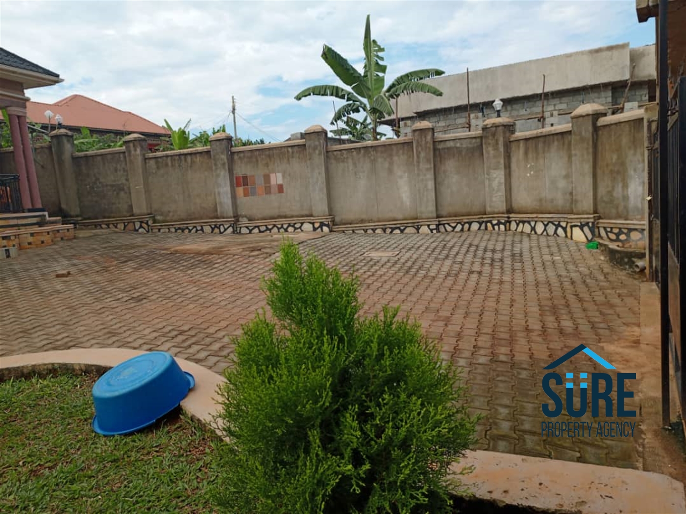 Bungalow for sale in Bujuuko Wakiso