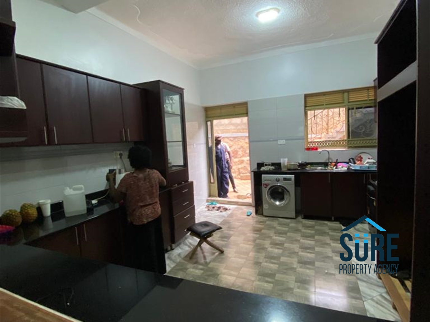 Duplex for sale in Kajjansi Wakiso