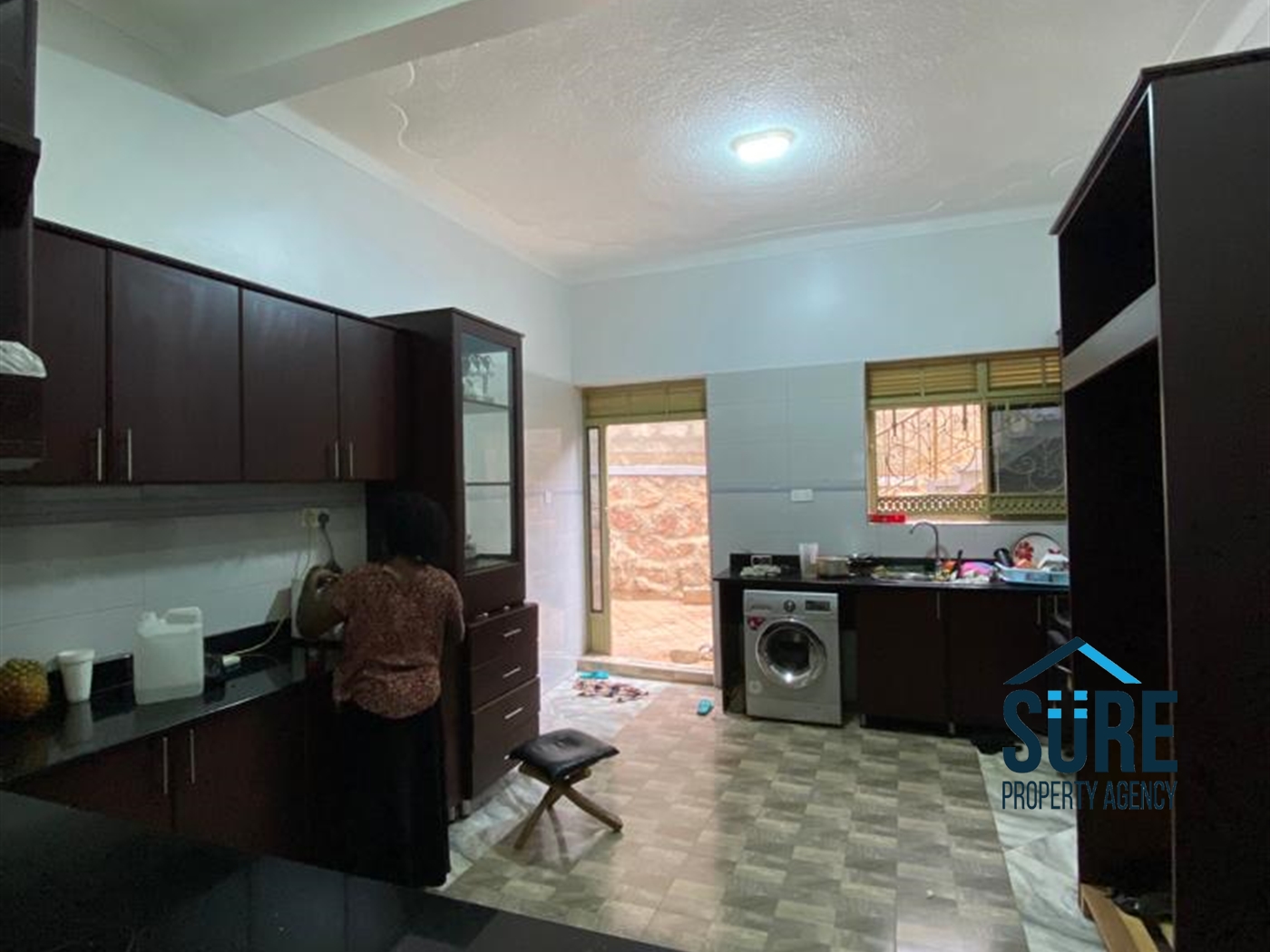 Duplex for sale in Kajjansi Wakiso