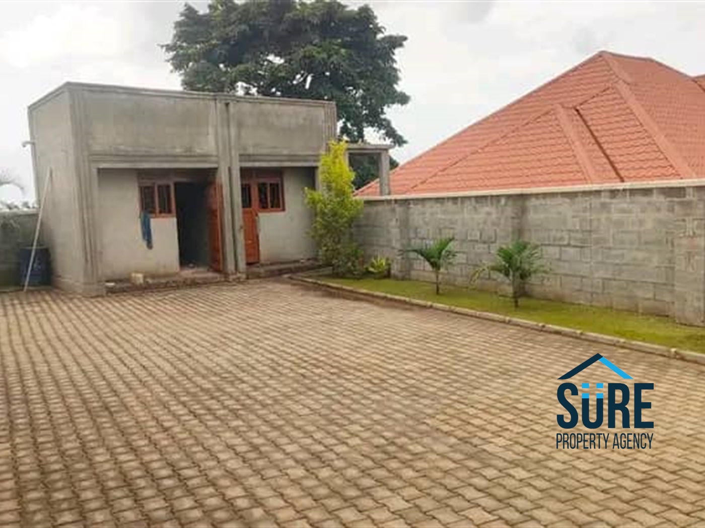 Bungalow for sale in Nansana Wakiso