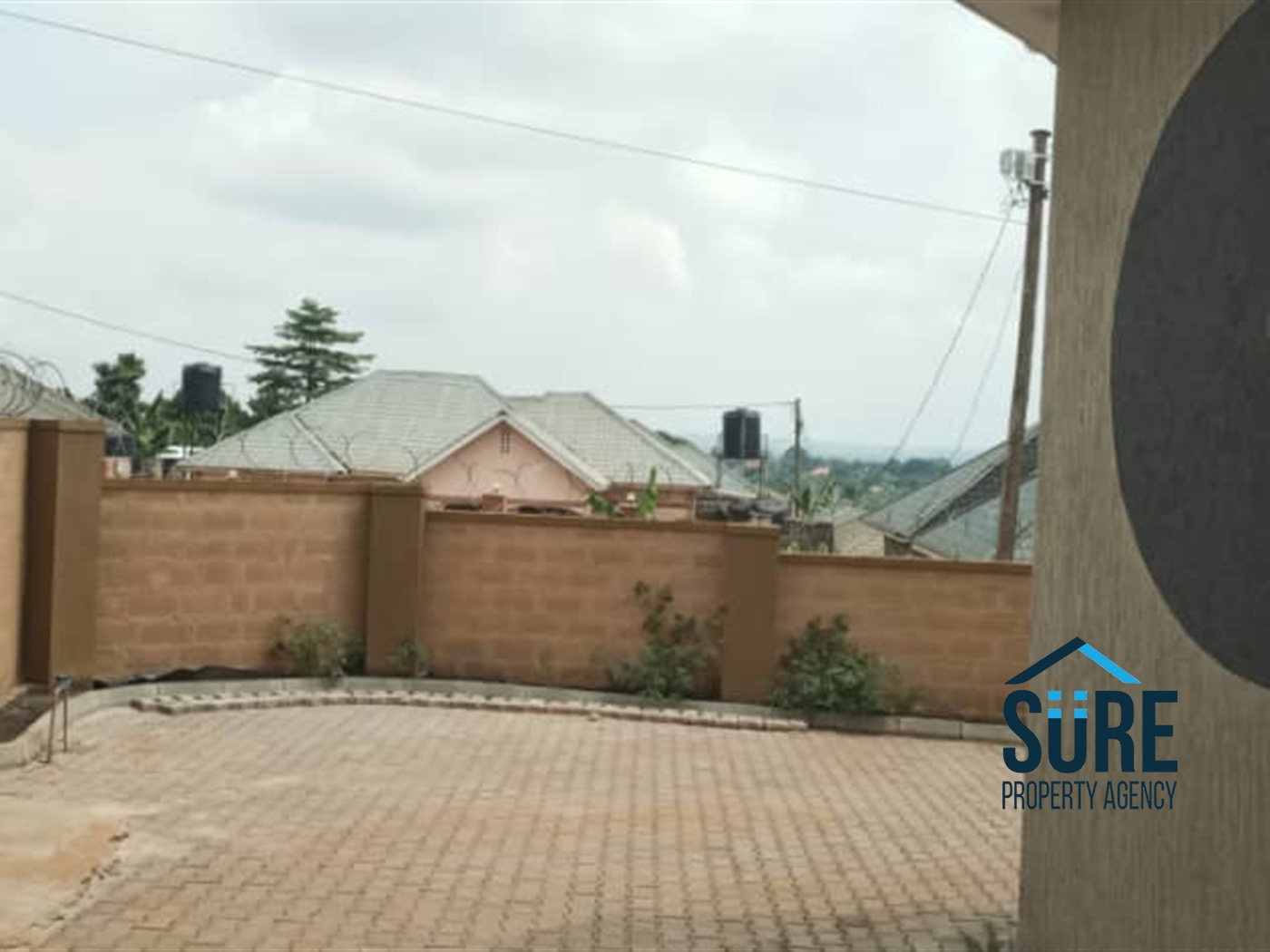 Bungalow for sale in Nakweelo Wakiso