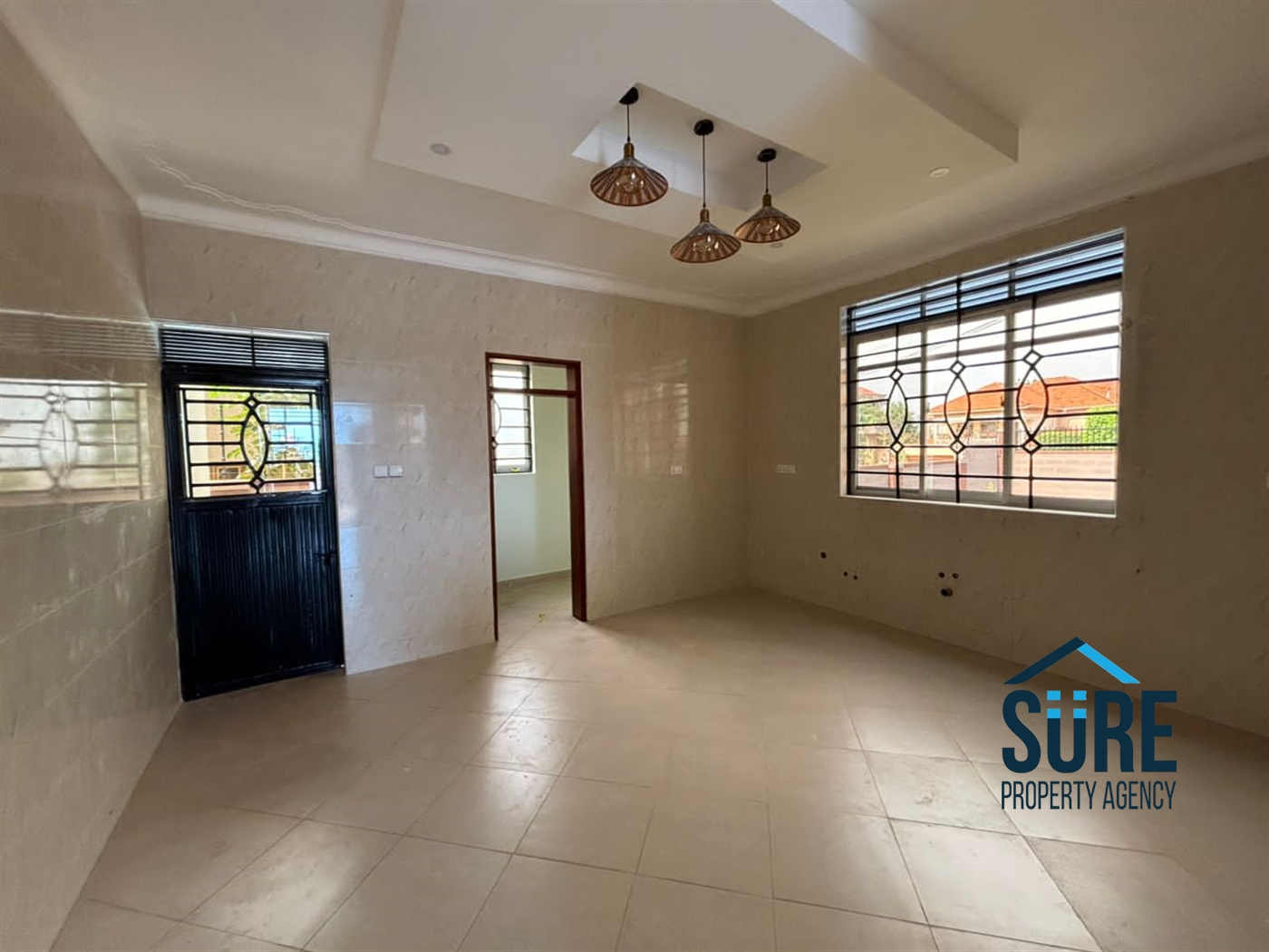 Mansion for sale in Bwebajja Wakiso