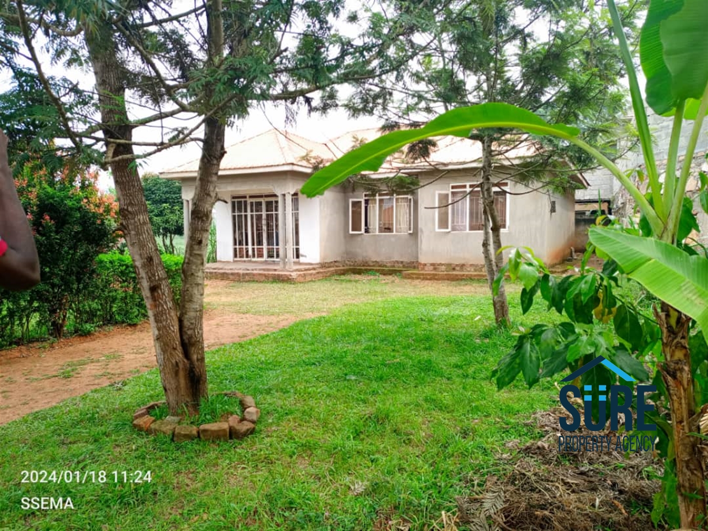 Bungalow for sale in Bujuuko Wakiso