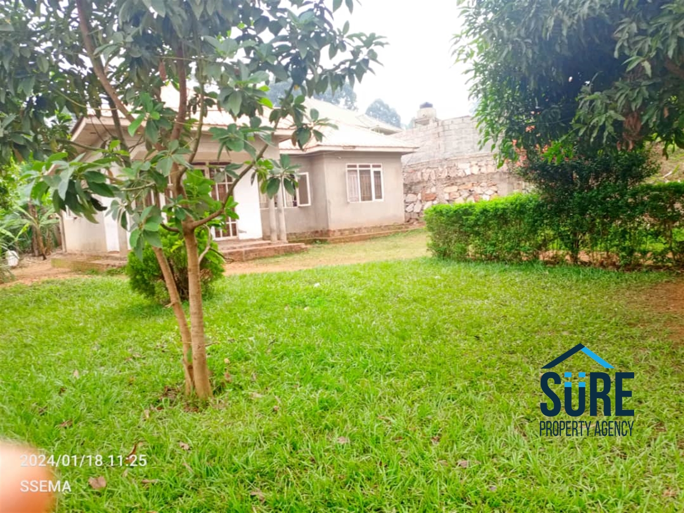 Bungalow for sale in Bujuuko Wakiso