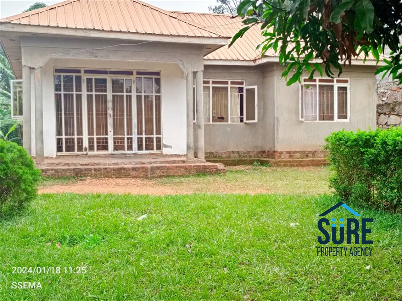 Bungalow for sale in Bujuuko Wakiso